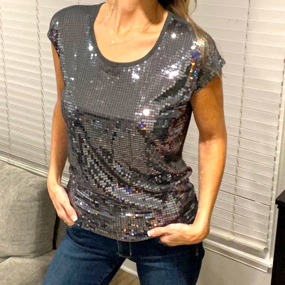 Michael Kors Tops - MICHAEL MICHAEL KORS Gray Metallic Sequin Top XS